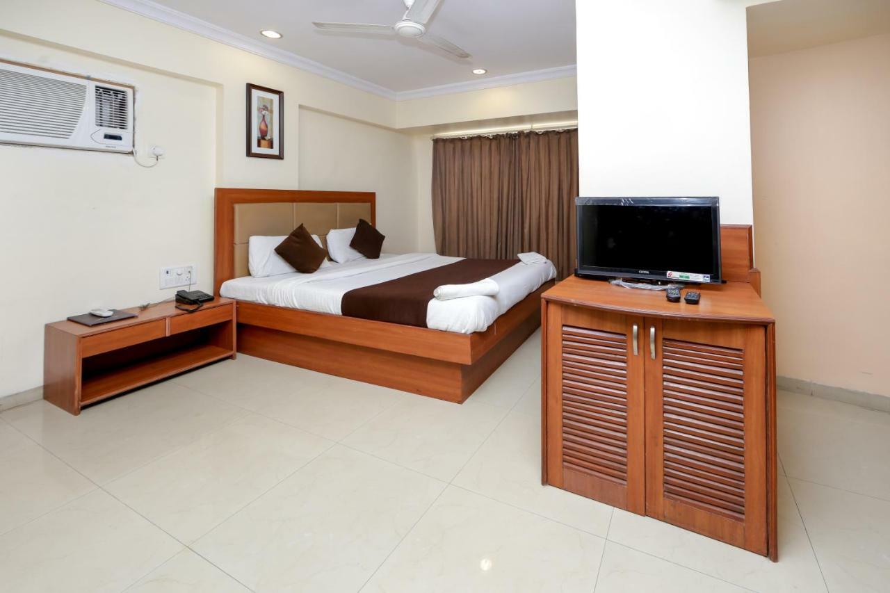 Deluxe Double Room,908329822:JPEG