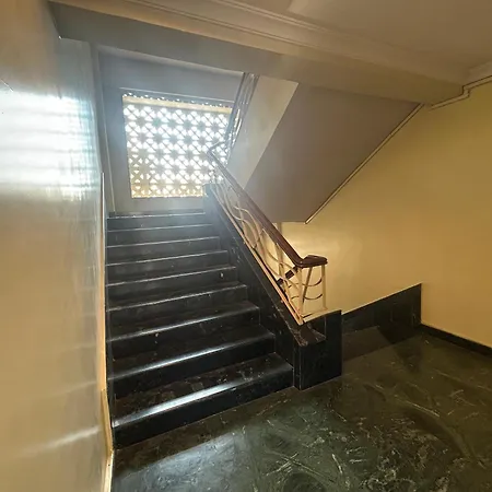 Hotel Lucky Near Nesco-2